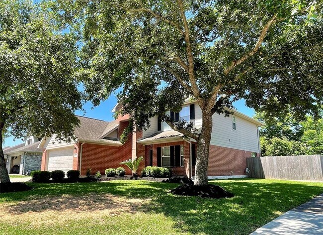 Foto del edificio - 4102 Caneshaw Dr