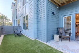 Interior Photo - Hawthorne at Holly Ridge