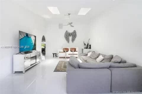 Foto del edificio - 270 SE 7th St