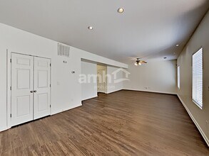 Building Photo - 3002 Gale Ct