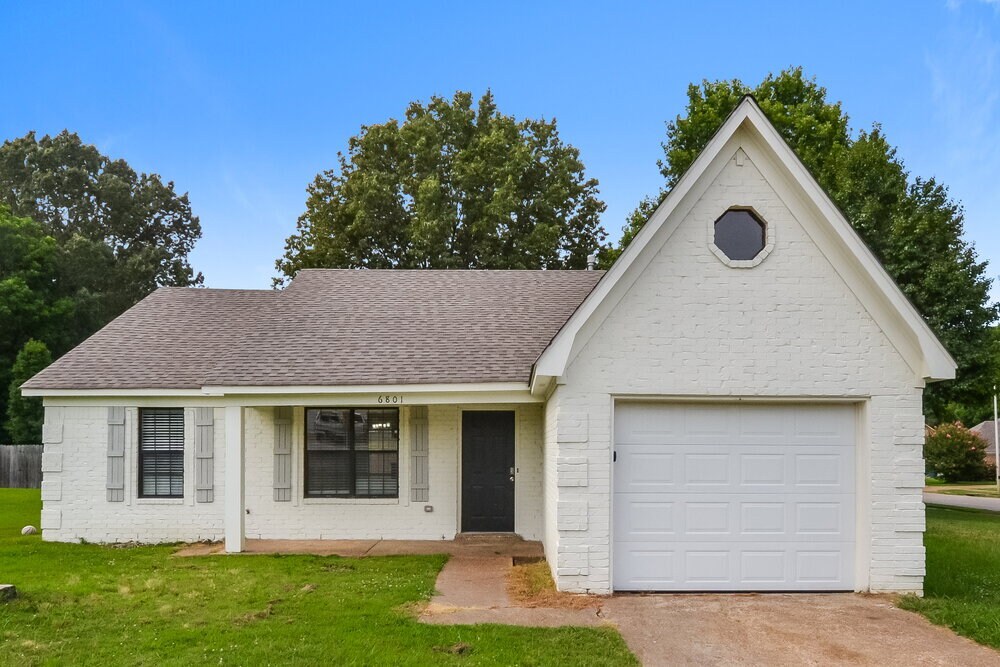 Foto principal - 6801 College Park Cove