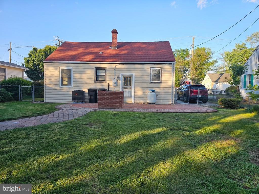 Foto del edificio - 8524 Highland Ln