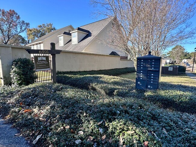 Foto del edificio - STUDENTS WELCOME! 3/2 Townhouse near USA! GATED! Students Welcome!