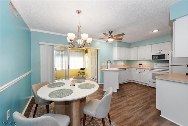 Building Photo - 7400 College Pkwy