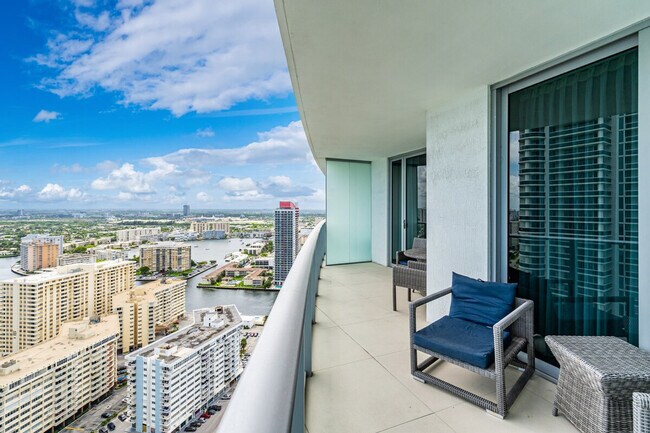 Foto del edificio - 1803 S Ocean Dr