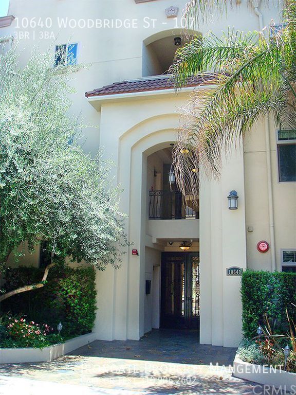 Photo - 10640 Woodbridge St-107 Townhome