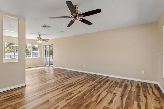 Foto del edificio - 18019 Avonsdale Cir