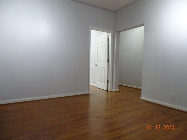 Building Photo - 332 Fulton Ave