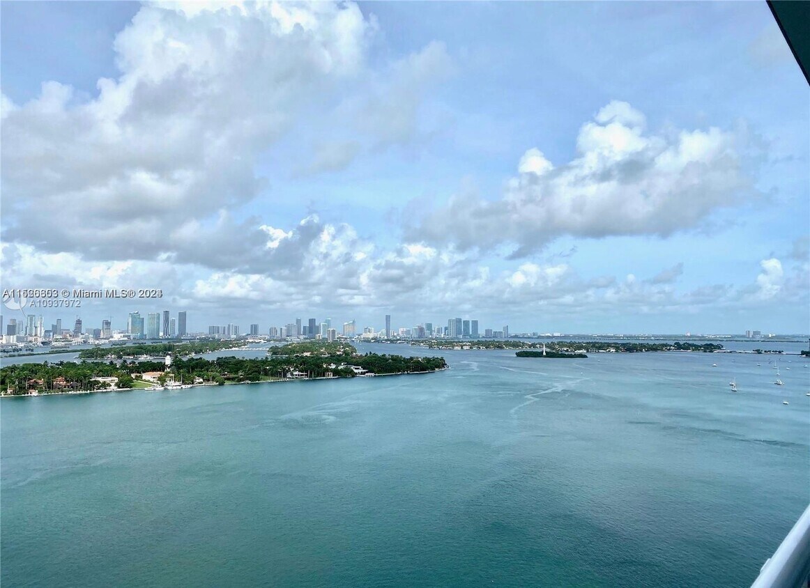 Foto principal - 540 West Ave