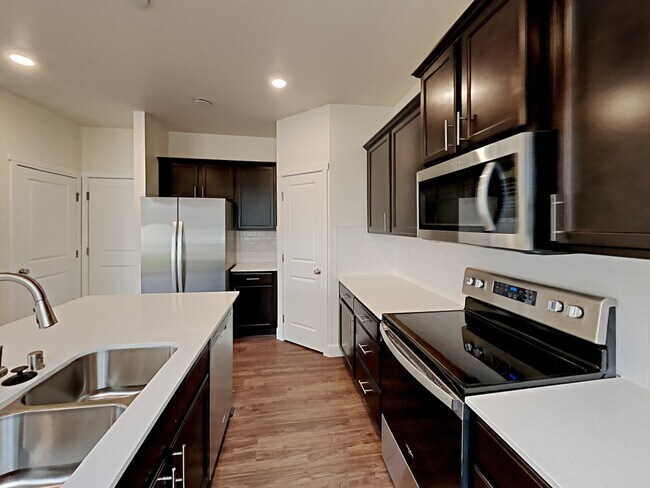 Foto del edificio - 17602 42nd Avenue Court E