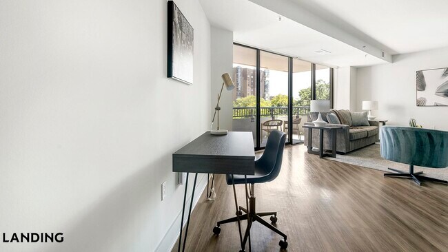 Foto del edificio - 1550 Clarendon Blvd