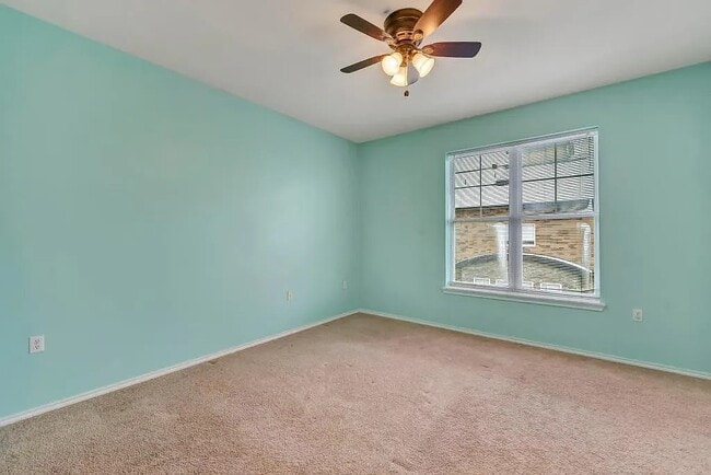 Foto del edificio - 13570 Technology Dr.