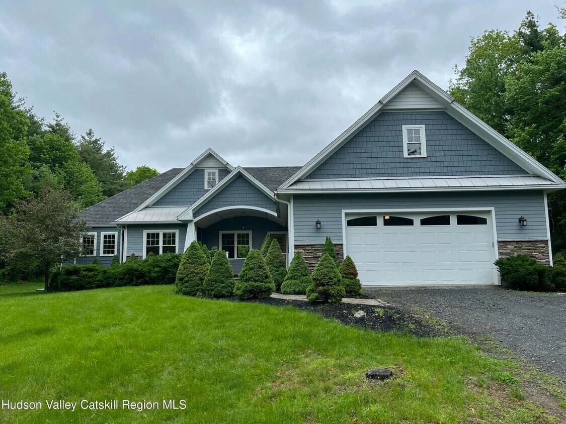 Foto principal - 231 Wallace Rd
