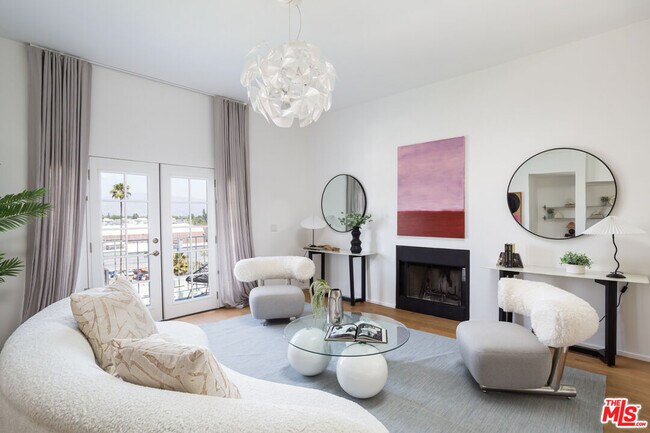 Foto del edificio - 11913 Laurelwood Dr