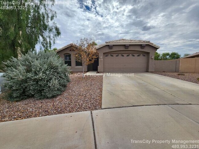 Building Photo - Gilbert Home for Rent 4 Bedrooms - 2 Bathr...