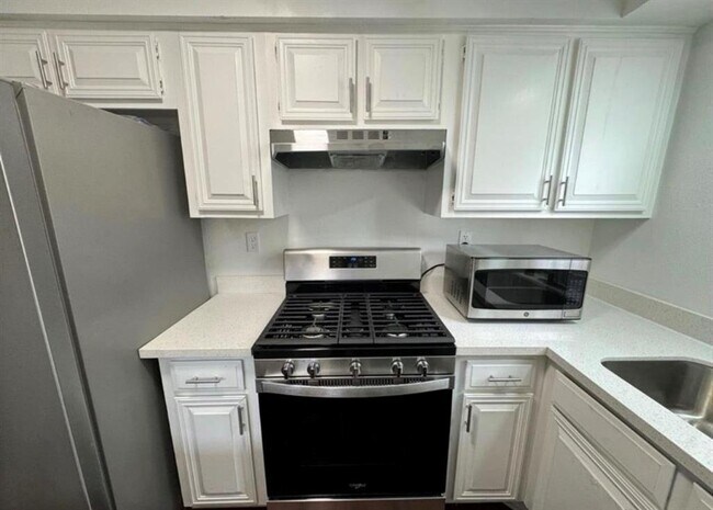 Foto del edificio - 12251 W Village Dr