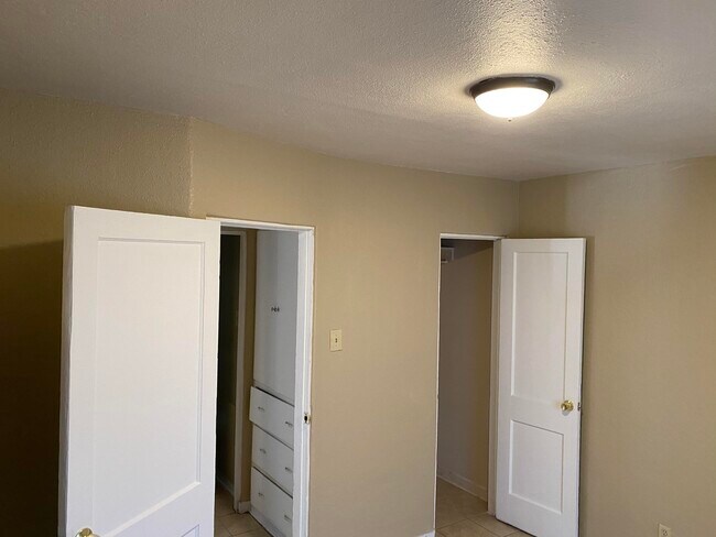 Foto del edificio - 4404 2nd St NW