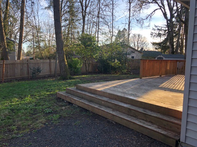 Building Photo - 35264 Juniper Dr