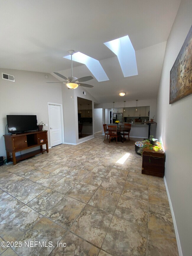 Building Photo - 141 Abaco Way