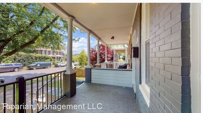 Foto del edificio - 3 br, 2 bath House - 210 S Augusta Ave