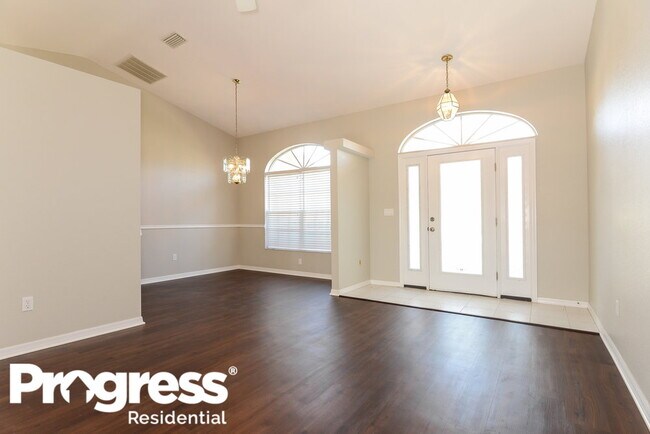 Building Photo - 4005 Holin Ln