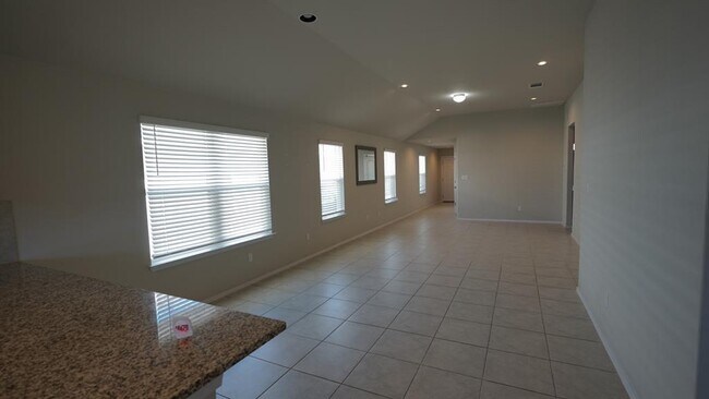 Foto del edificio - 251 Tempest Trl