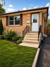 Building Photo - 330 Oak Ave
