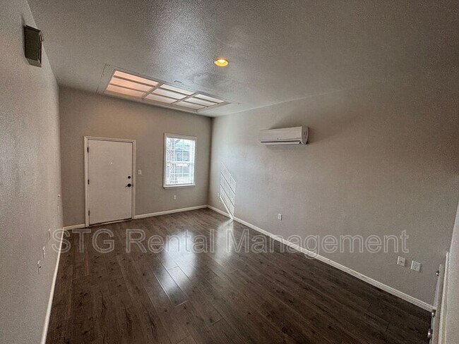 Building Photo - 145 E 500 S