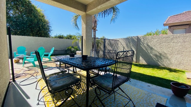 Foto del edificio - 3485 E Turnberry Dr