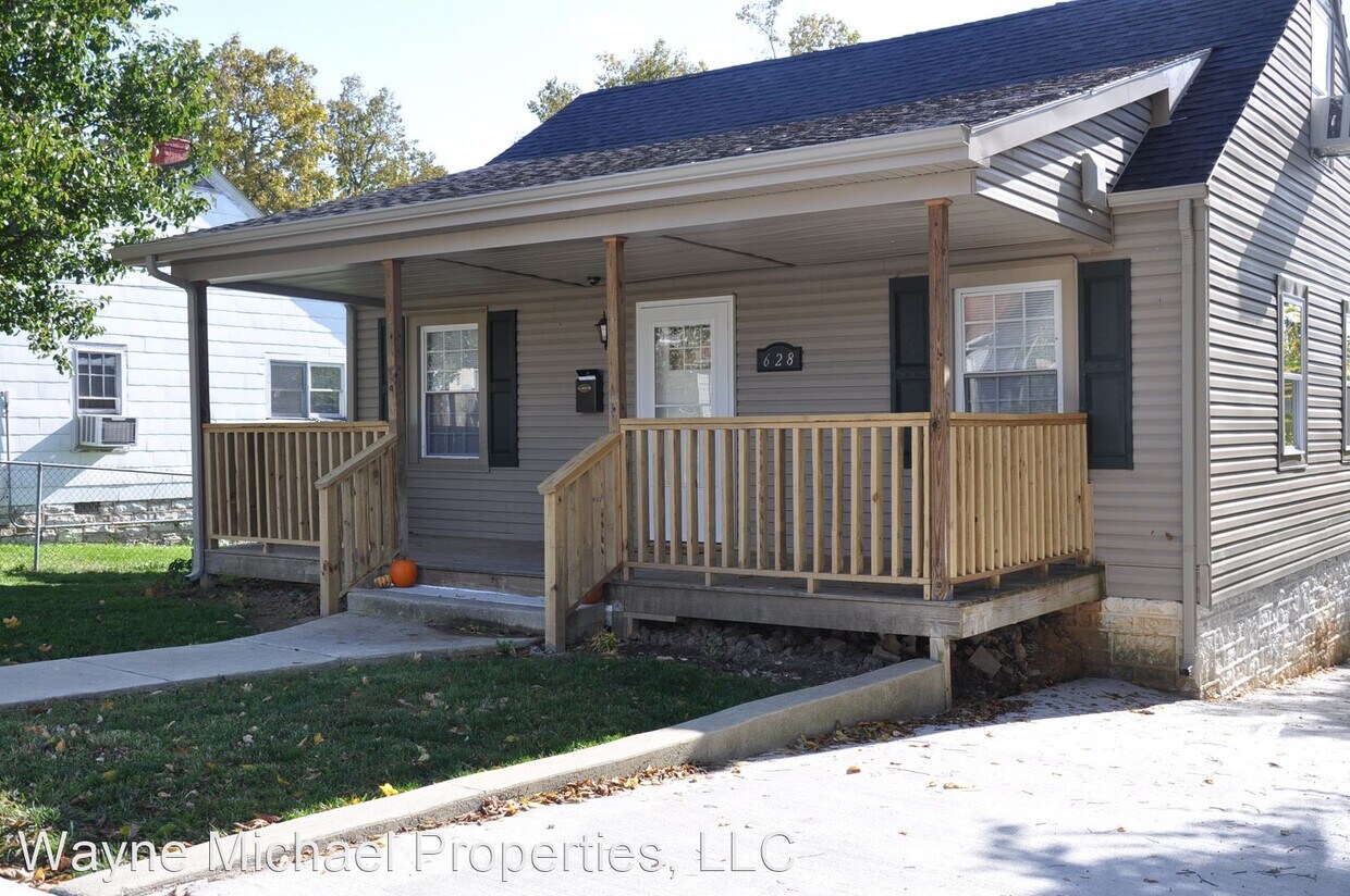 Primary Photo - 4 br, 2 bath House - 628 Addison Avenue