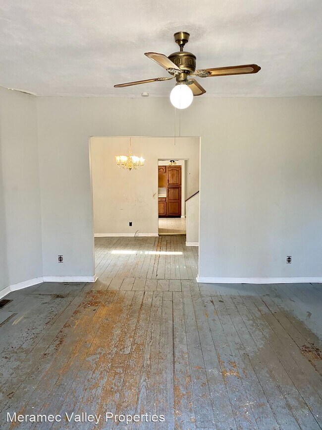Building Photo - 4 br, 2 bath House - 110 W Courtois St.