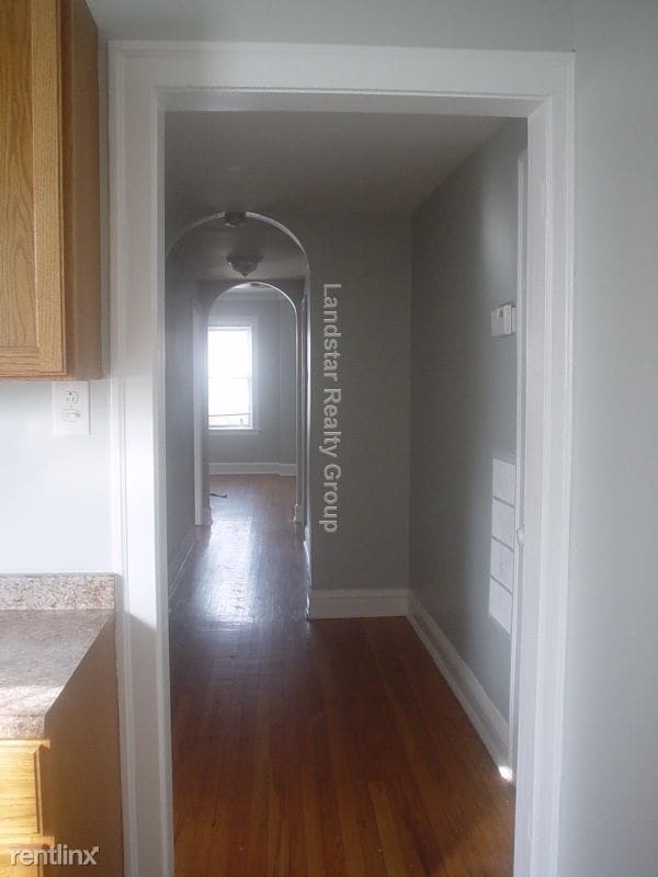 Building Photo - 4888 W Armitage Ave