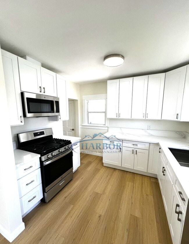 Photo - 226 N Bonnie Brae St Apartment