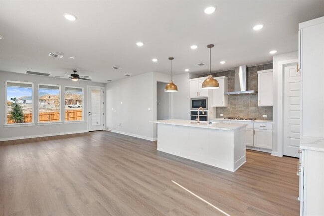 Foto del edificio - 144 Granit Oak Dr