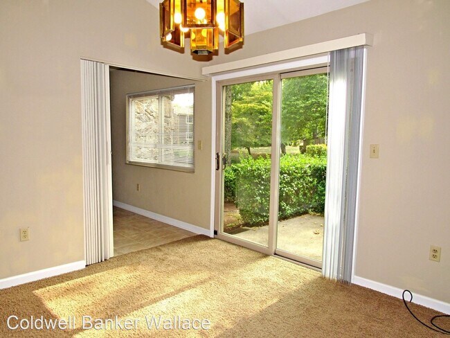 Building Photo - 2 br, 1.5 bath House - 1850 Cherokee Bluff