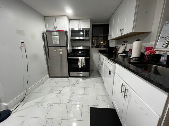 Foto del edificio - 9 Upland Rd