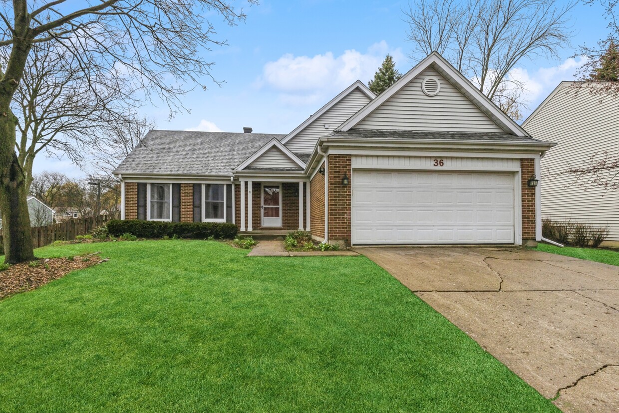 Foto principal - 36 Montgomery Ln
