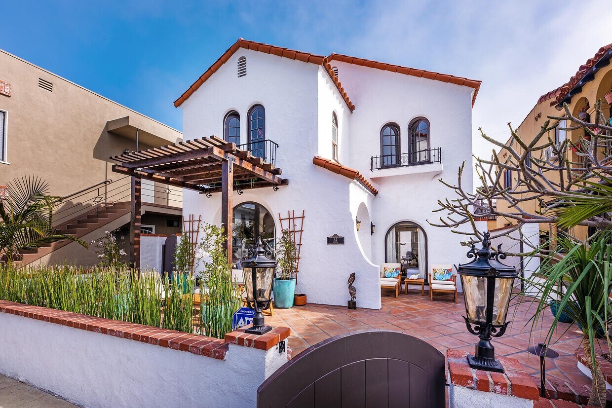 34 Ximeno Ave, Long Beach, CA 90803 House Rental in Long Beach, CA