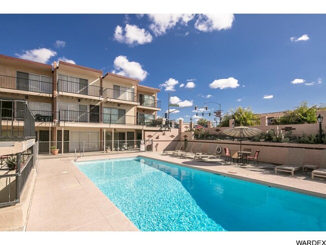 Building Photo - 89 Acoma Blvd S