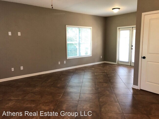 Foto del edificio - 3 br, 3 bath House - 1454 East Broad Street