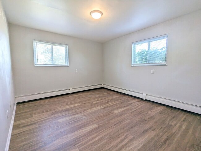 Building Photo - 1720 Porter St SW