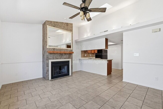 Foto del edificio - 2020 W Union Hills Dr