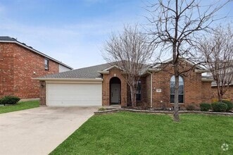 Building Photo - 525 Braewick Dr