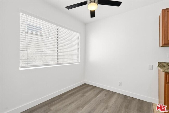 Foto del edificio - 612 Huntley Dr