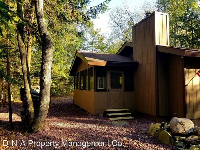 Building Photo - 3 br, 2 bath House - 217 Aspen Rd