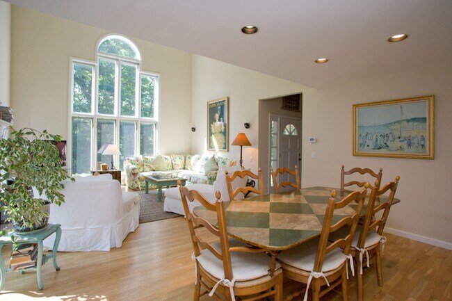 Foto del edificio - 123 Wilderness Trail