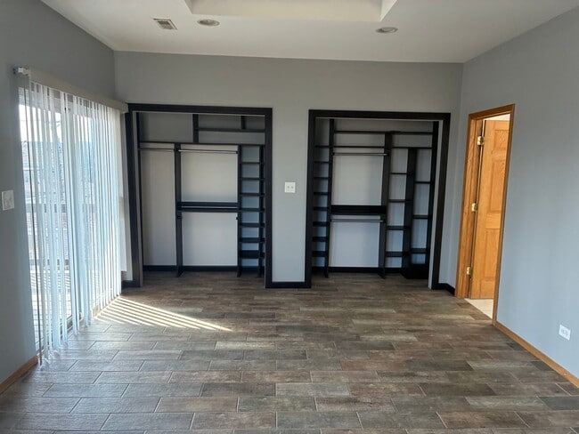 Building Photo - 5309 30th Pl