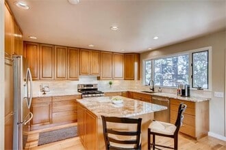 Building Photo - 1658 Bear Mountain Dr