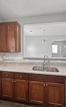 Building Photo - 8628 Thomas Ln