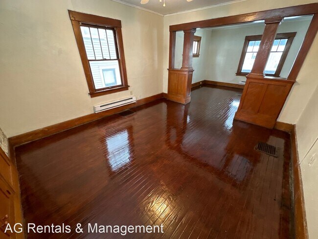 Building Photo - 3 br, 1 bath House - 1709 Bayer Ave
